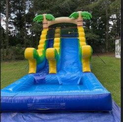 20' TROPIC THUNDER SLIDE $399 per day